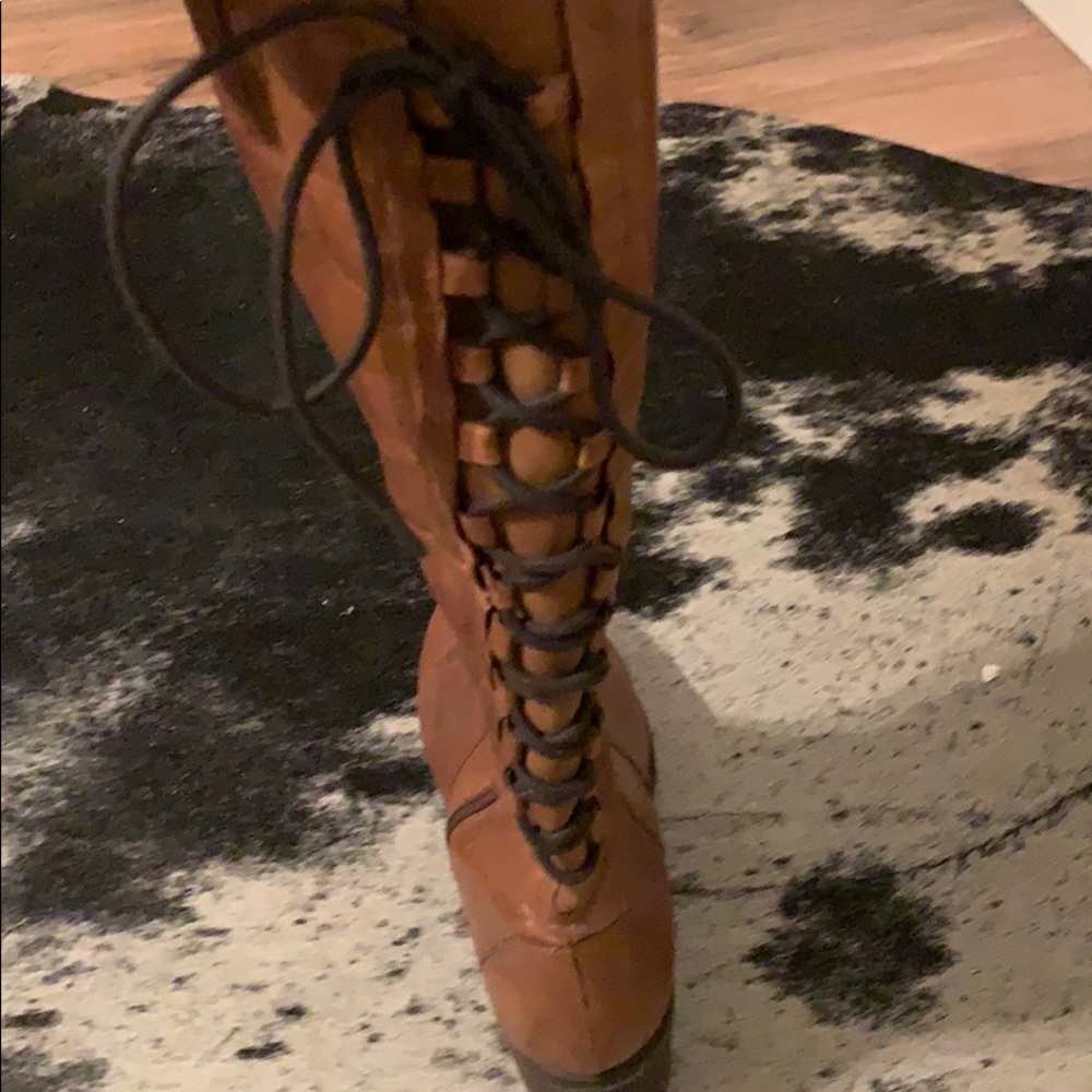 Steve Madden lace up the back boots